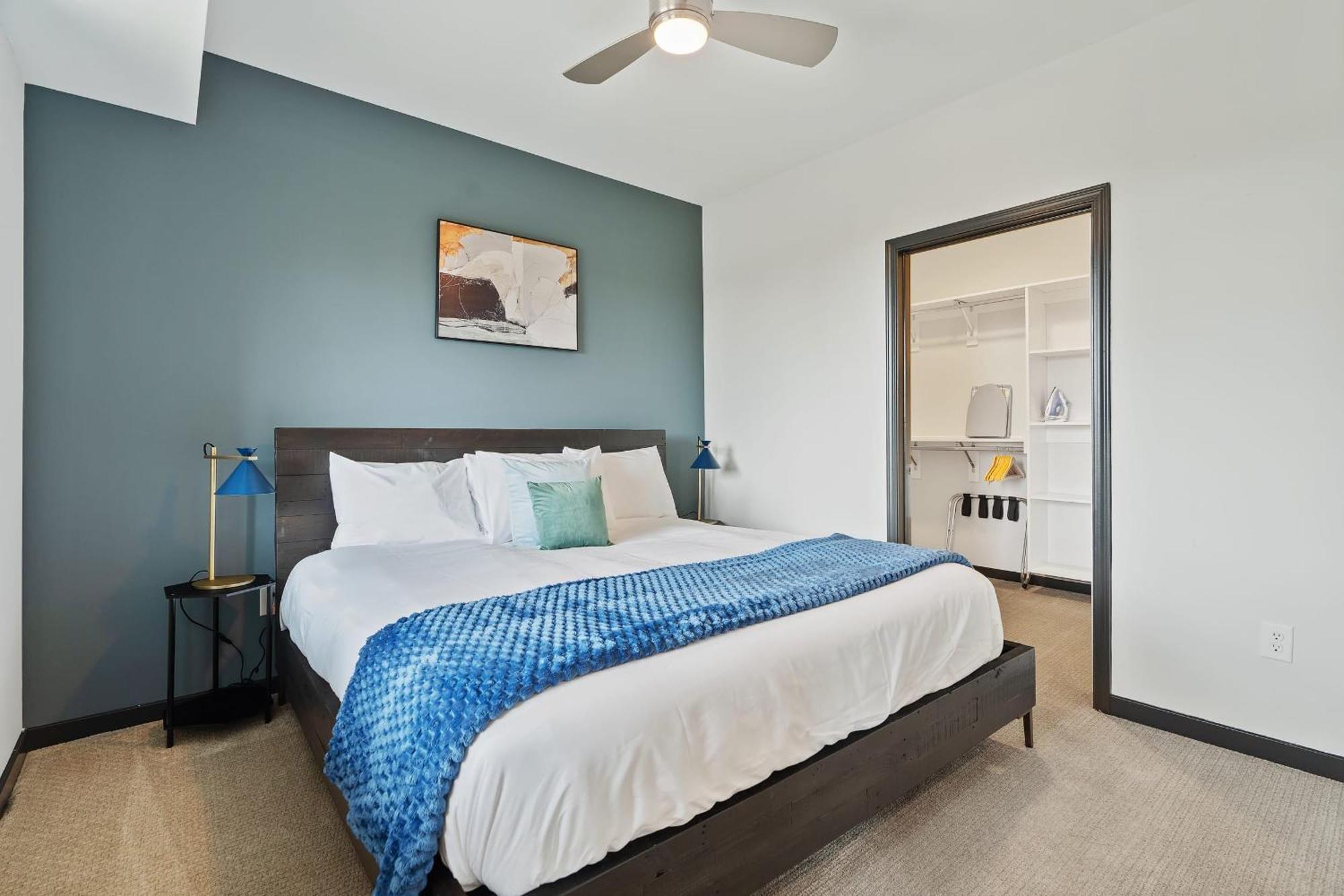 Cozysuites On Mass With Garage Parking #4 Indianapolis Exteriör bild
