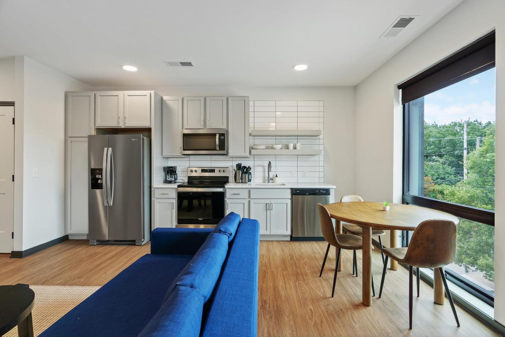 Cozysuites On Mass With Garage Parking #4 Indianapolis Exteriör bild