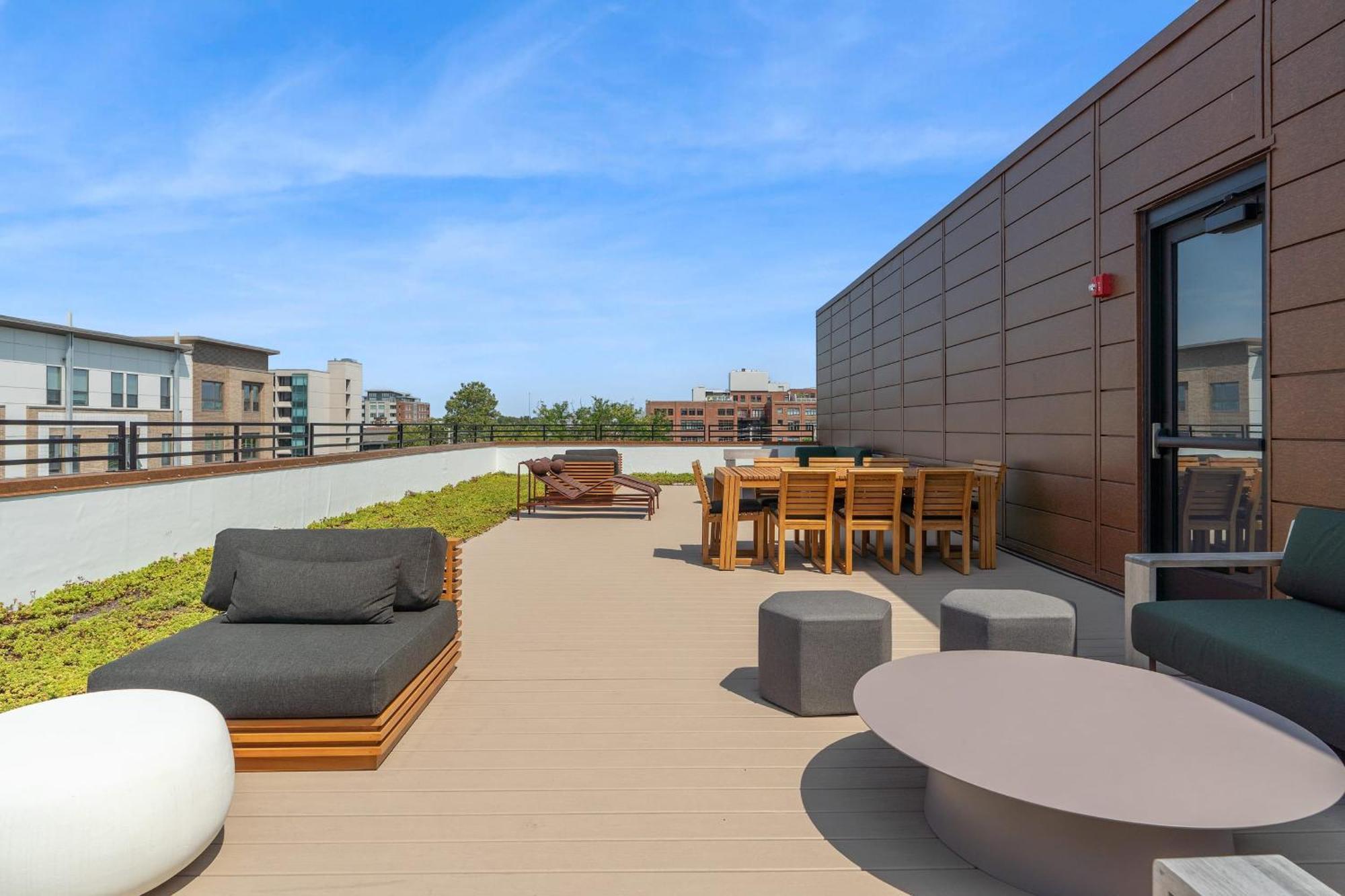 Cozysuites On Mass With Garage Parking #4 Indianapolis Exteriör bild